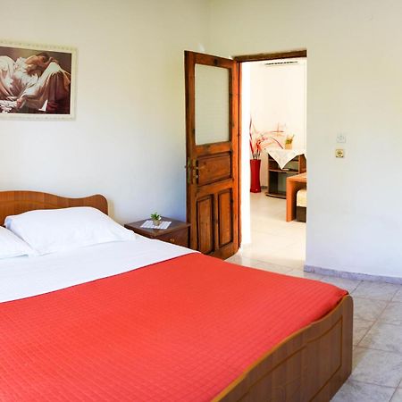 Vila Aliaj Luxury Apartment With 2 Rooms With Private Wonderful Terrace Дуррес Экстерьер фото