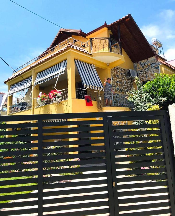 Vila Aliaj Luxury Apartment With 2 Rooms With Private Wonderful Terrace Дуррес Экстерьер фото