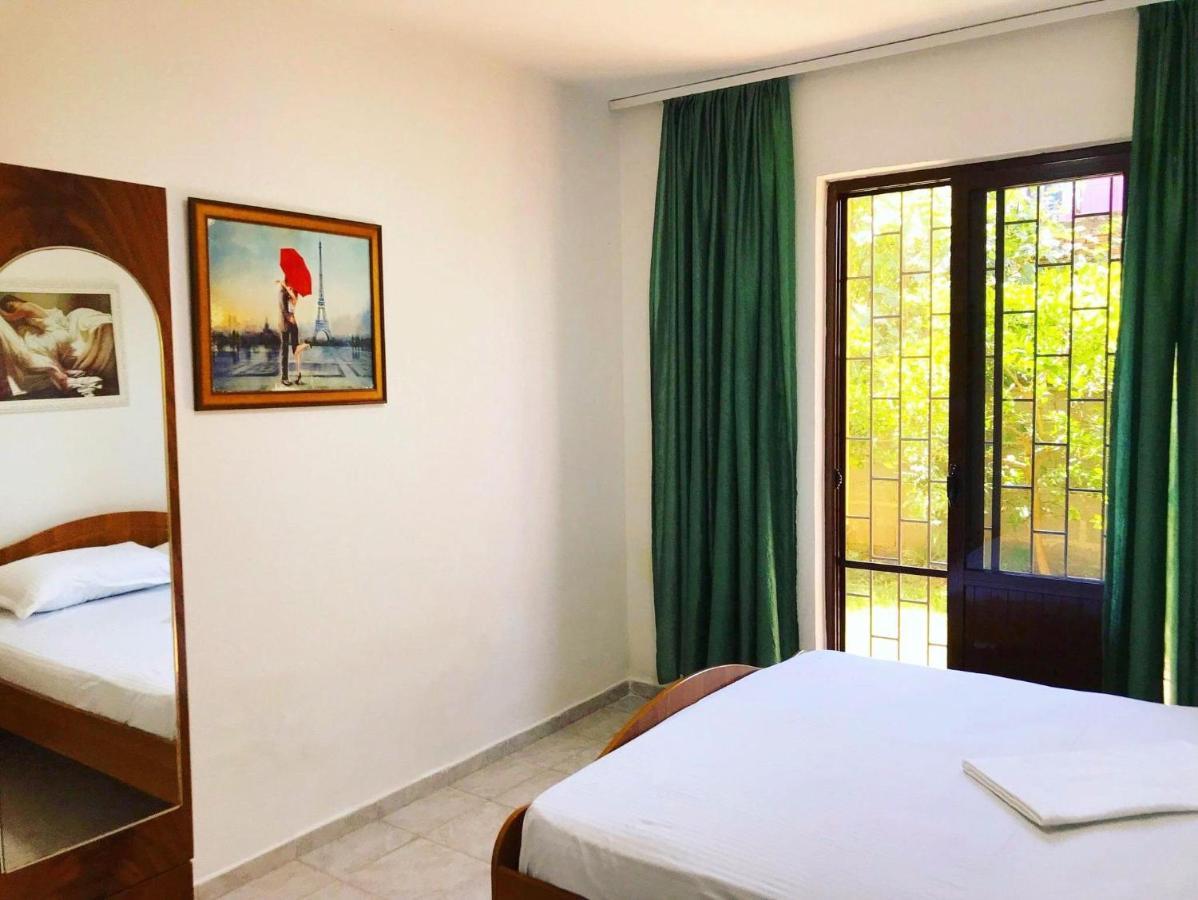 Vila Aliaj Luxury Apartment With 2 Rooms With Private Wonderful Terrace Дуррес Экстерьер фото