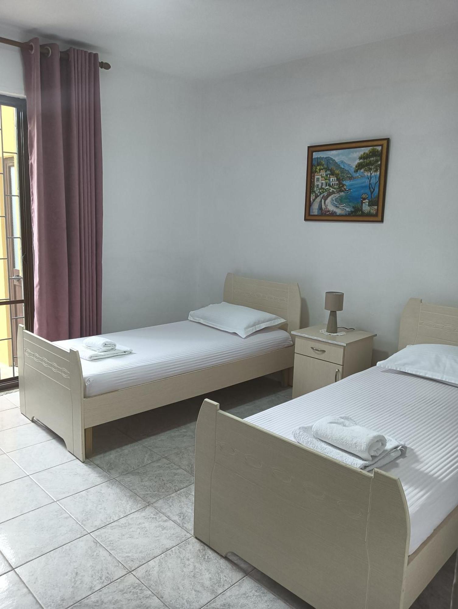 Vila Aliaj Luxury Apartment With 2 Rooms With Private Wonderful Terrace Дуррес Экстерьер фото