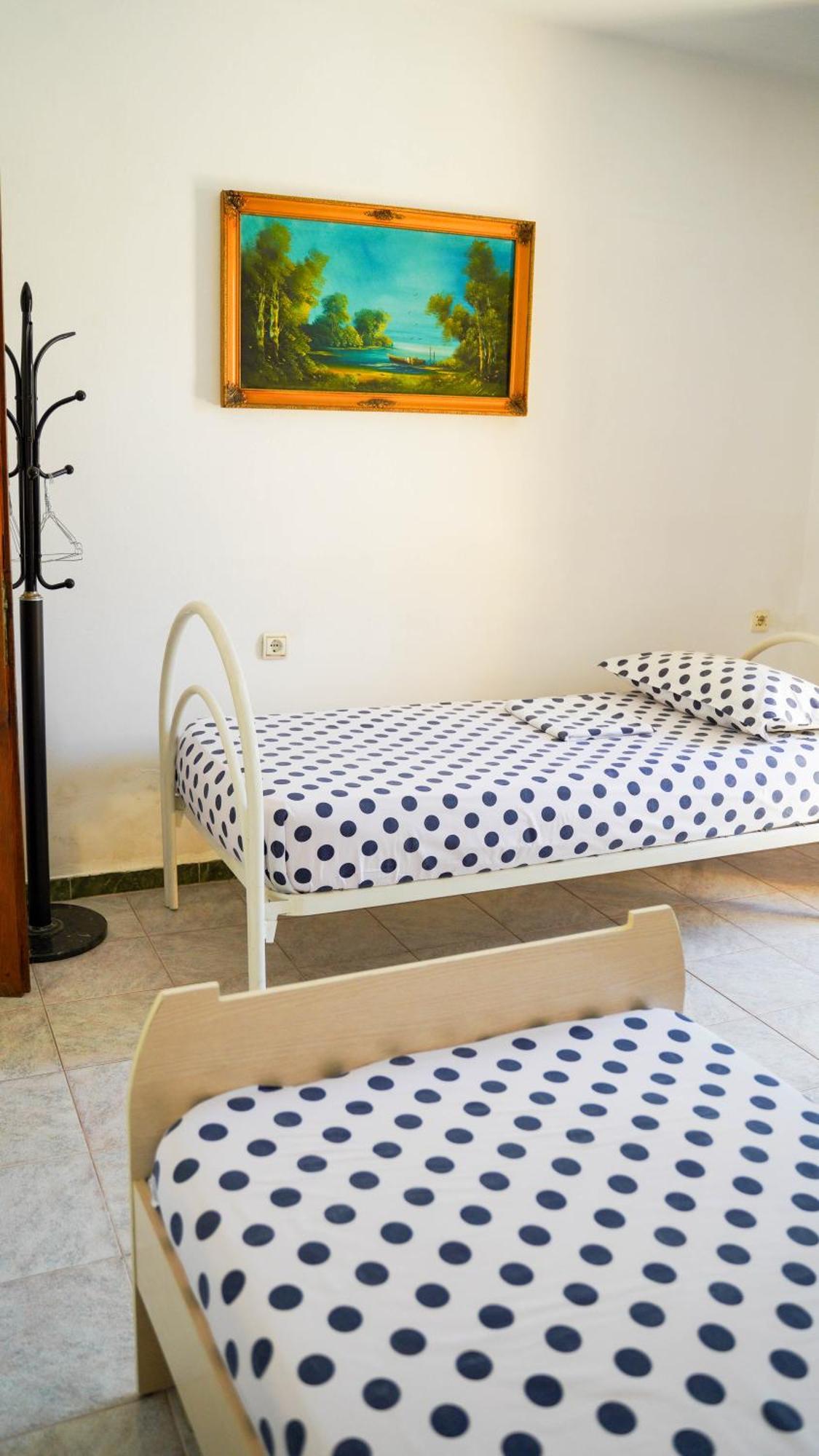 Vila Aliaj Luxury Apartment With 2 Rooms With Private Wonderful Terrace Дуррес Экстерьер фото